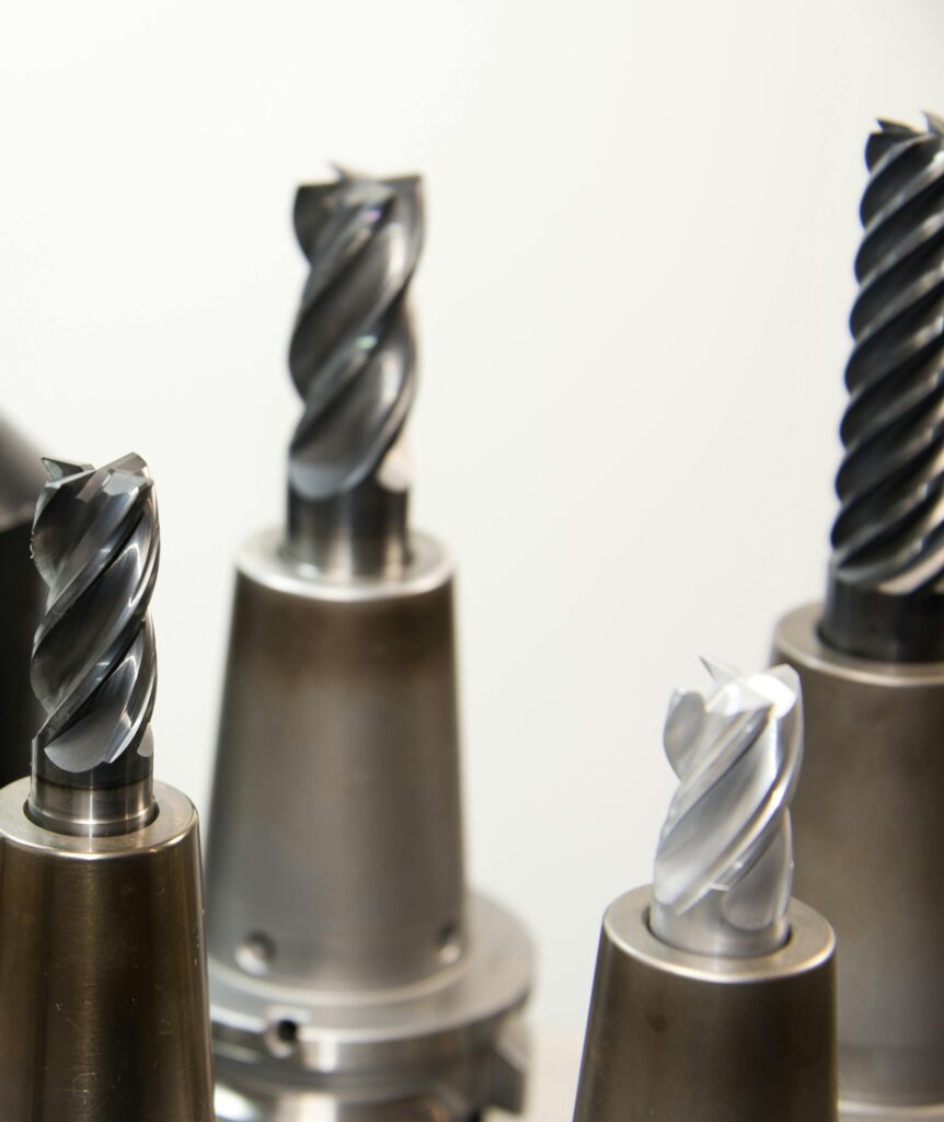 Cutting tools: End mills